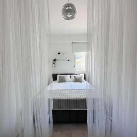 Apartment Clouds Ciovo - 20 Meters From Copacabana *