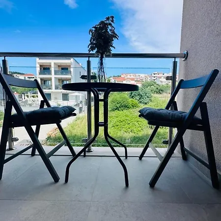 Clouds Ciovo - 20 Meters From Copacabana *