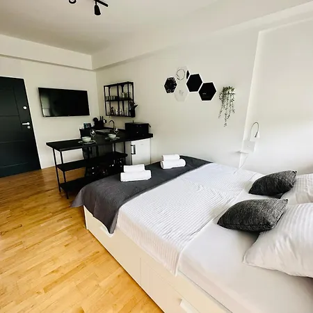 Appartement Clouds Ciovo - 20 Meters From Copacabana *