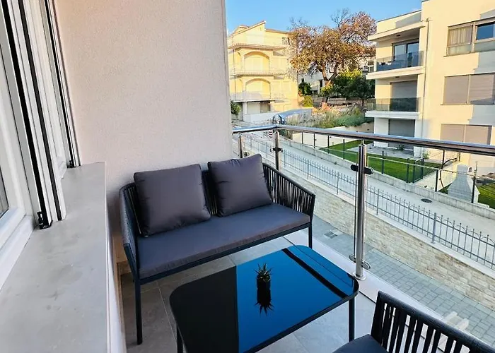 Clouds Ciovo - 20 Meters From Copacabana