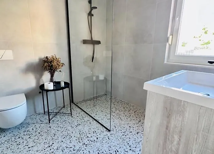 Clouds Ciovo - 20 Meters From Copacabana Apartment Trogir