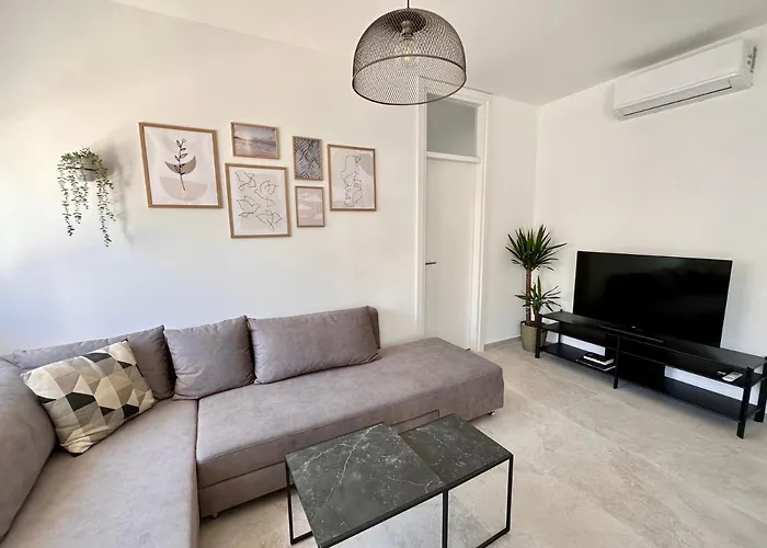 Clouds Ciovo - 20 Meters From Copacabana Apartment Trogir