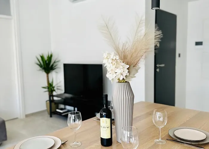 Clouds Ciovo - 20 Meters From Copacabana *