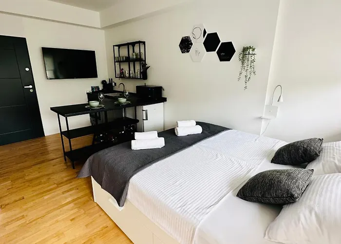 Apartment Clouds Ciovo - 20 Meters From Copacabana *