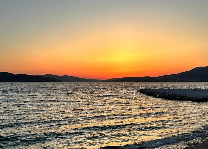 Clouds Ciovo - 20 Meters From Copacabana *